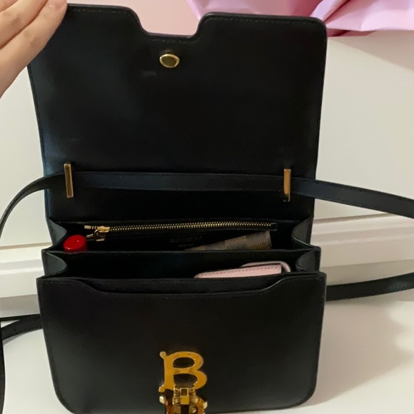 Authentic Burberry small TB bag, full leather both exterior and interior - Picture 3 of 10